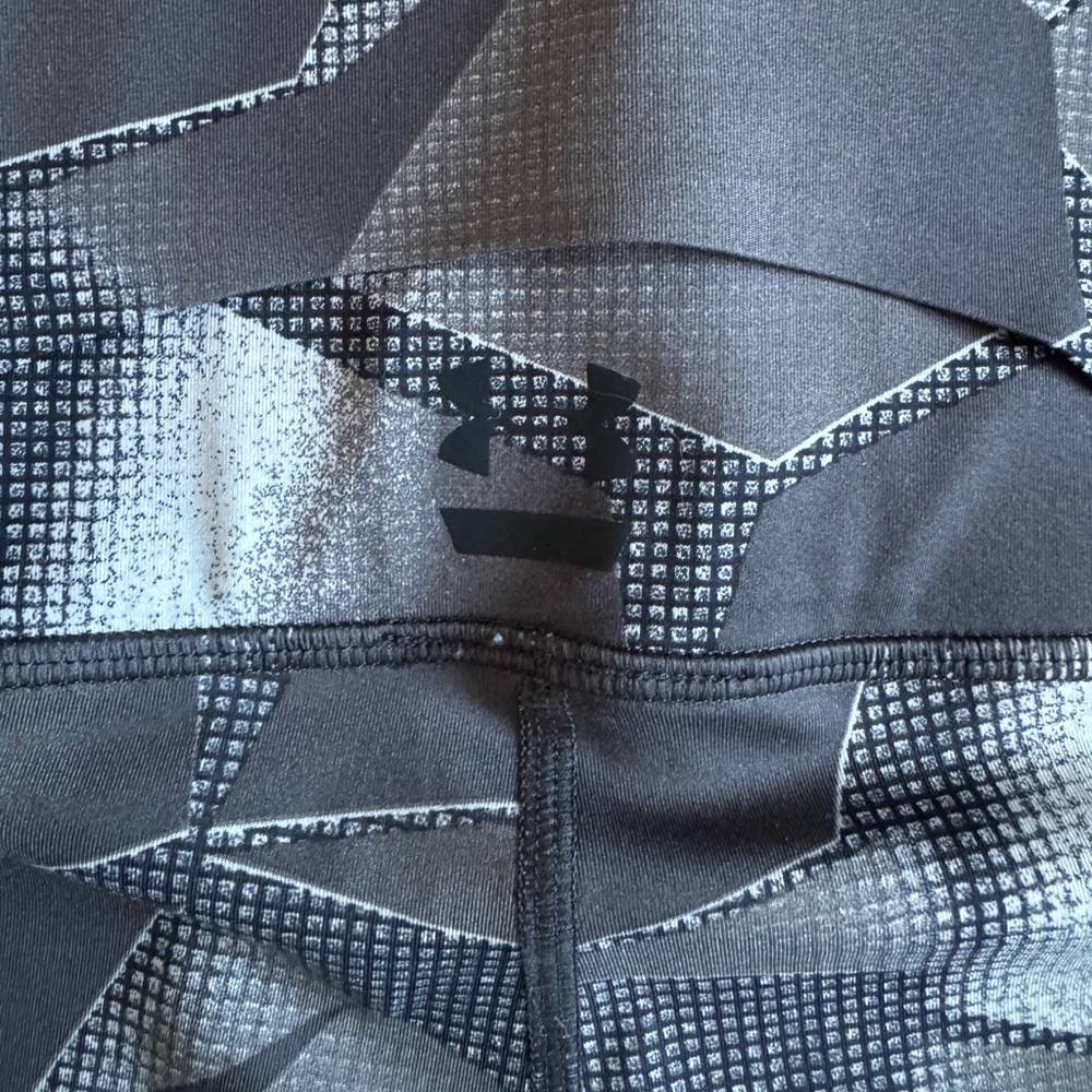Under Armour Geometric Compression Leggings Workout Gym Athleisure Gray Black M - Picture 6 of 6
